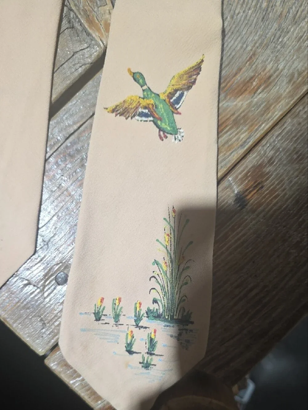 Vintage Pale Peach Silk Scarf Tie With EMBROIDERED Mallards